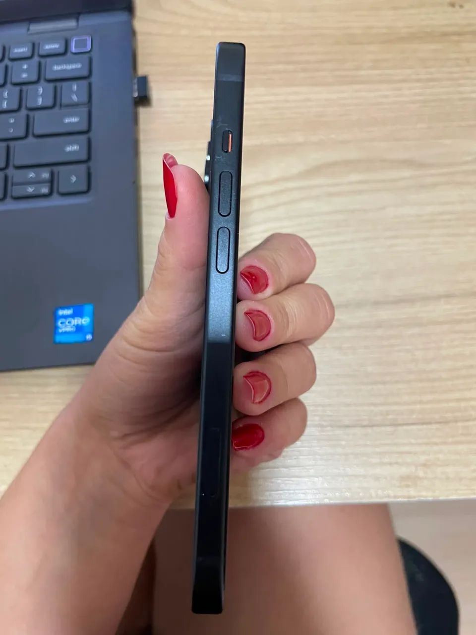 IPhone 15 128gb preto  - Foto 5