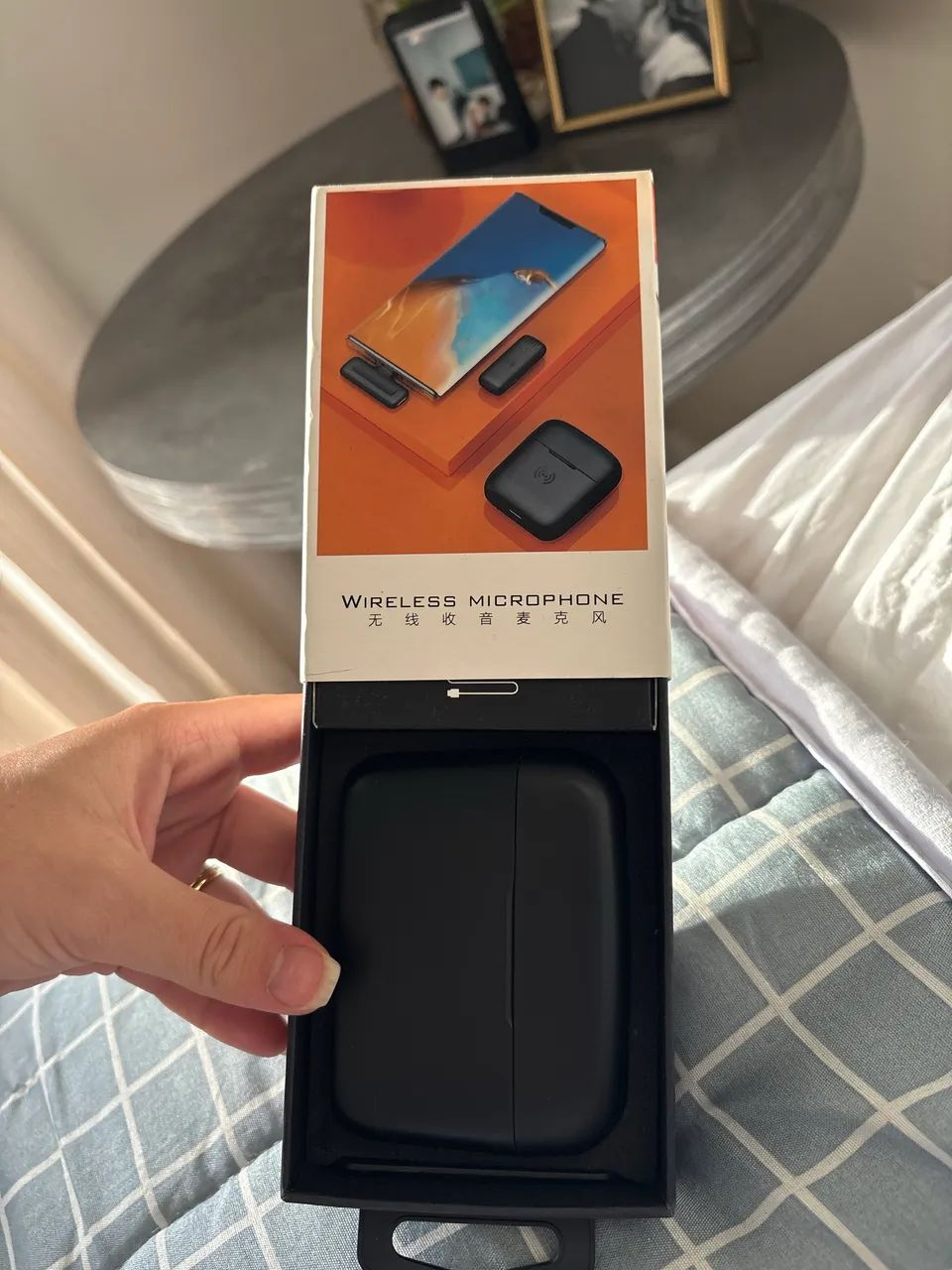 Microfone de Lapela Sem Fio - Ideal para Vídeos e Lives - Foto 2