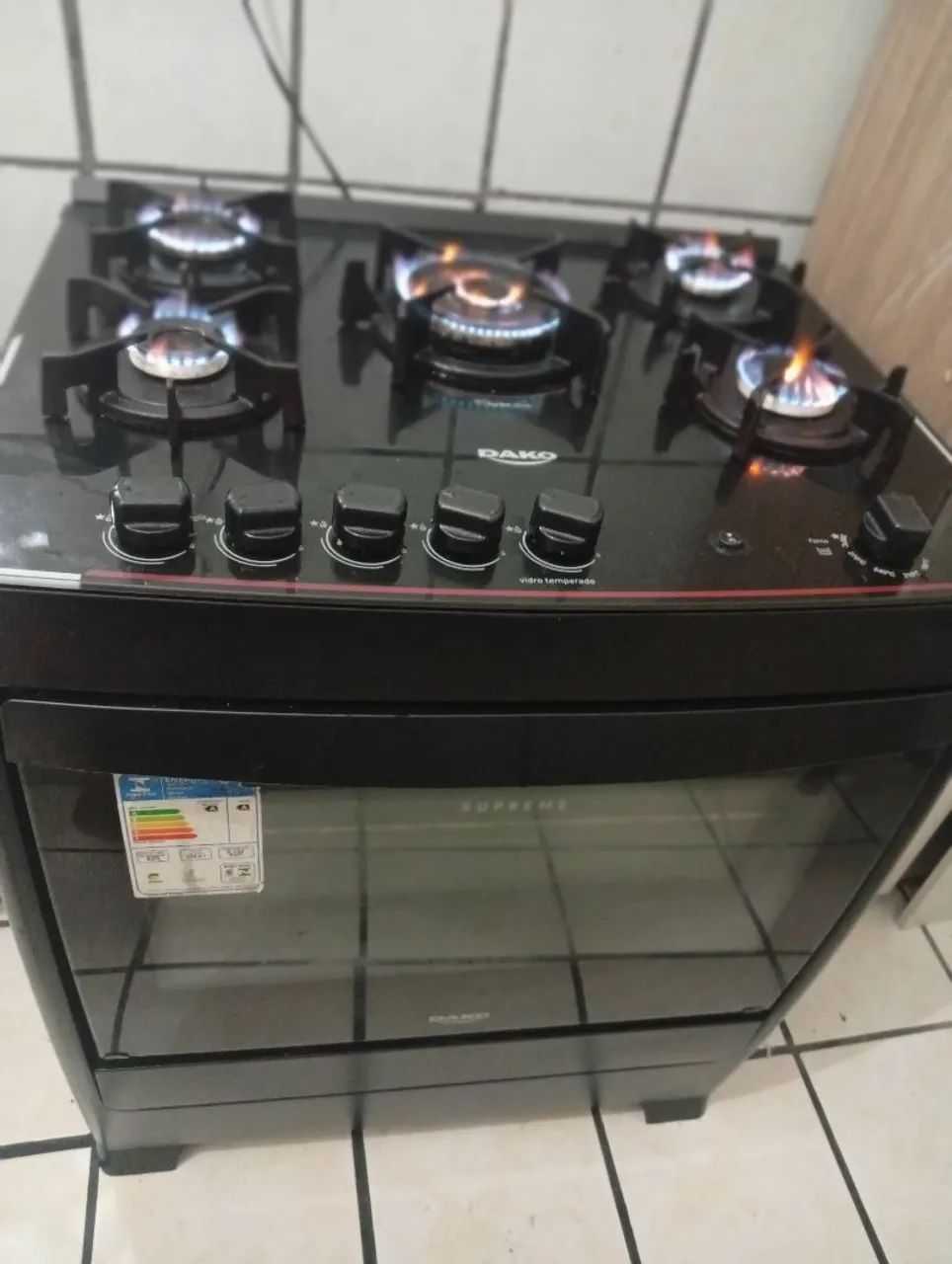 Fogão Dako de 5 bocas preto forno deslizante, - Foto 2