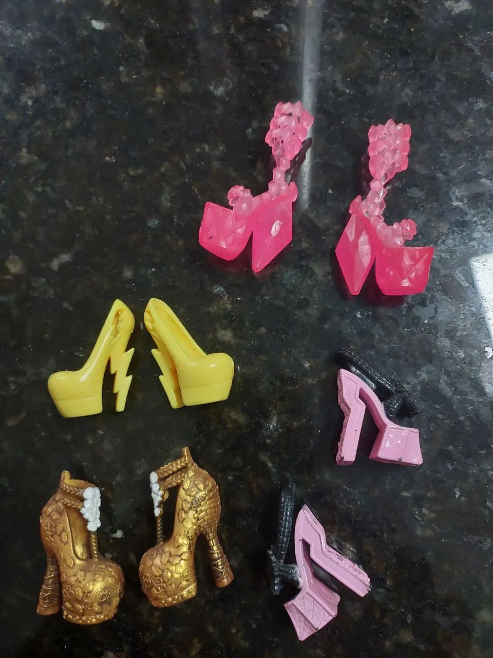 Lote sapatos boneca monster high ever after