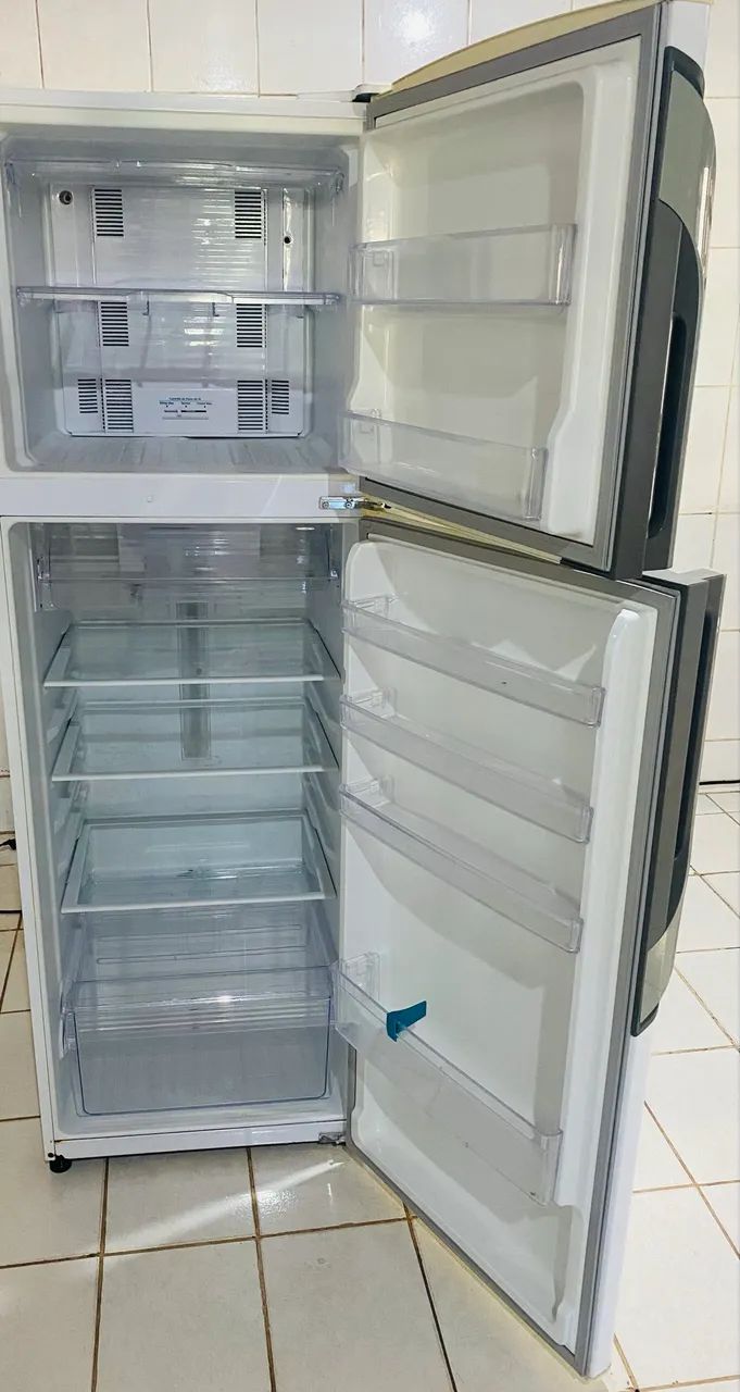 Geladeira Panasonic - Foto 2