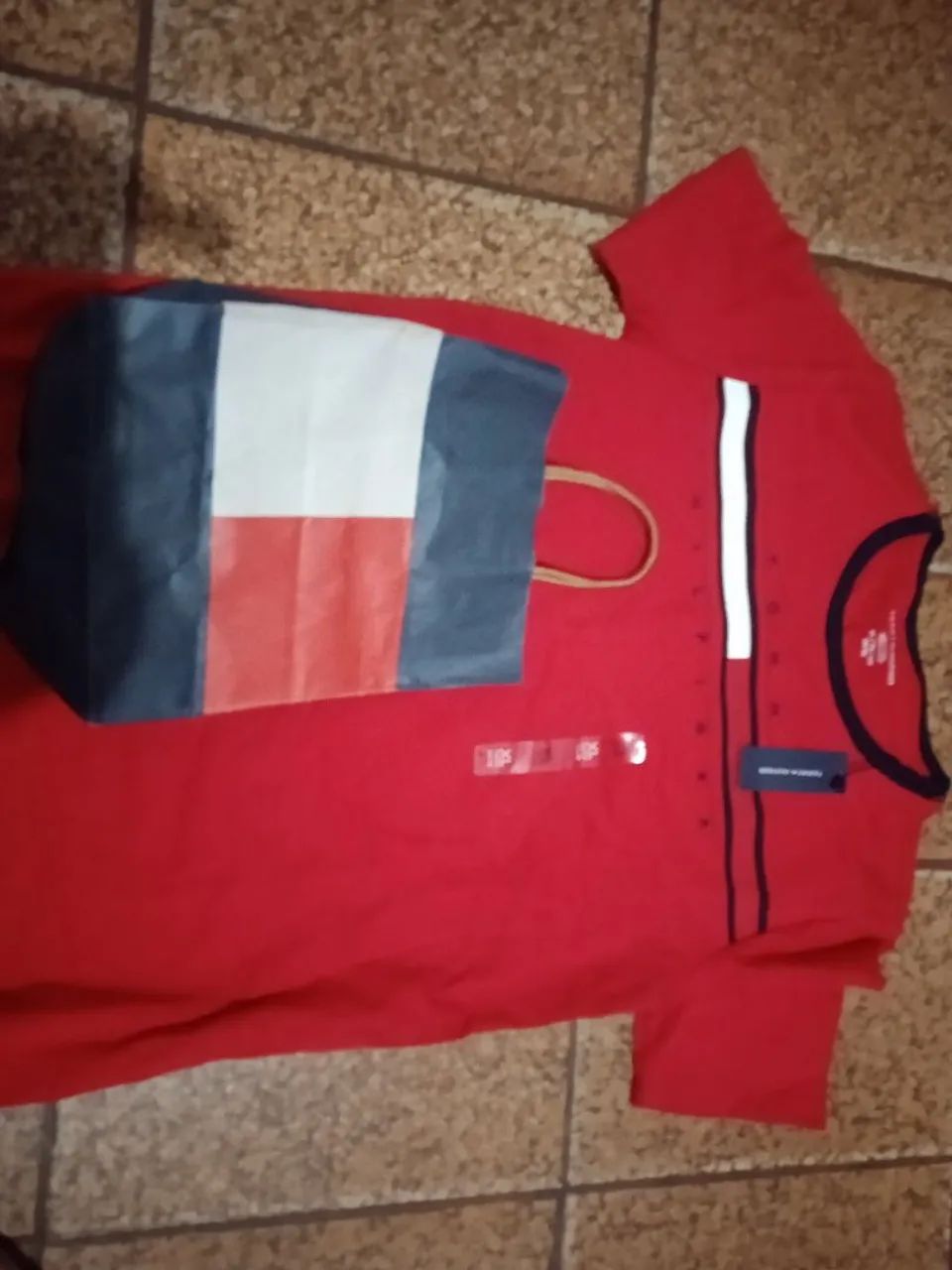 Camisa Tommy importada do Canadá  - Foto 3