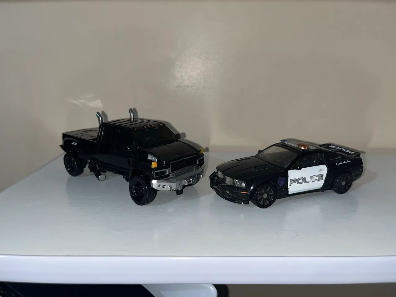 Transformers barricade e ironhide - Foto 2