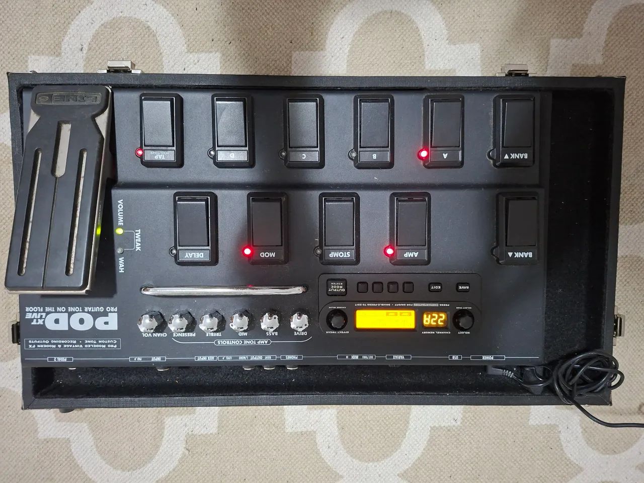 line 6 pod xt live