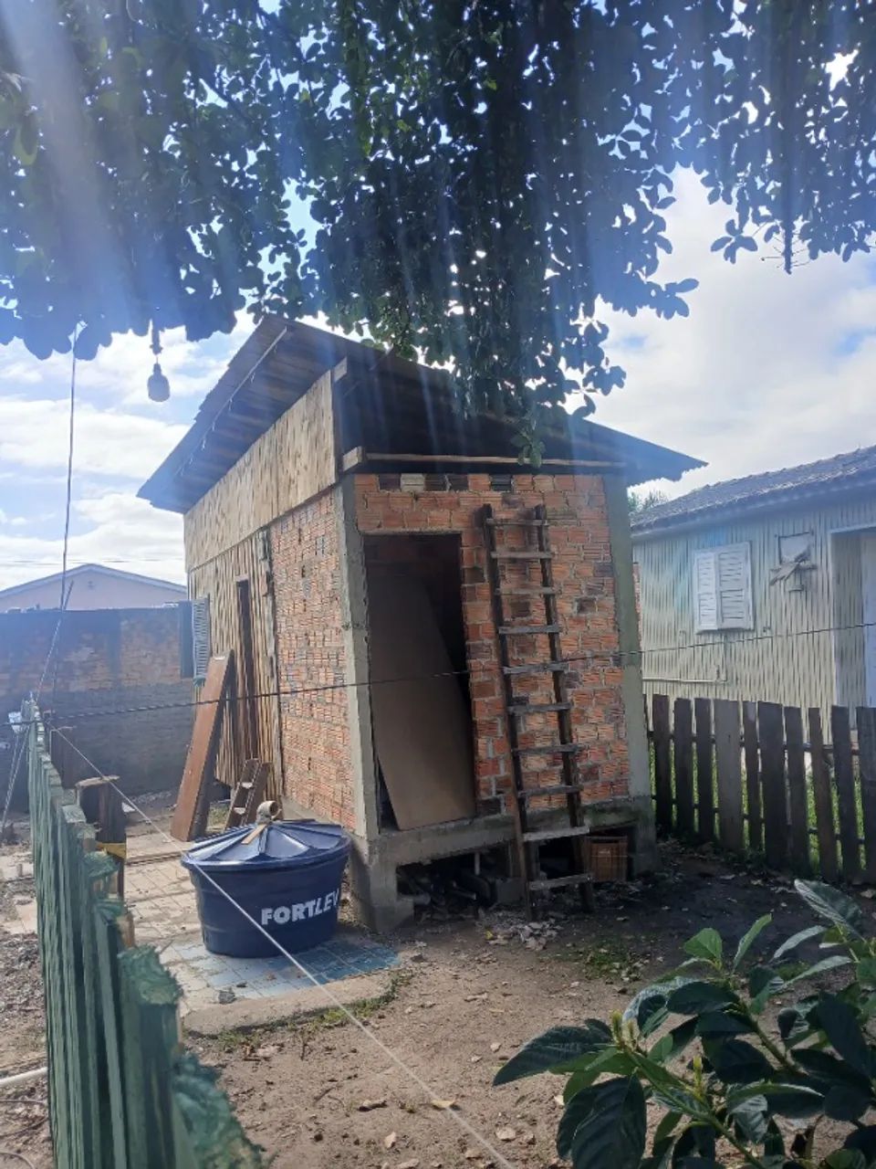 Meia agua 2,5x6 no bairro pinheirinho  - Foto 4