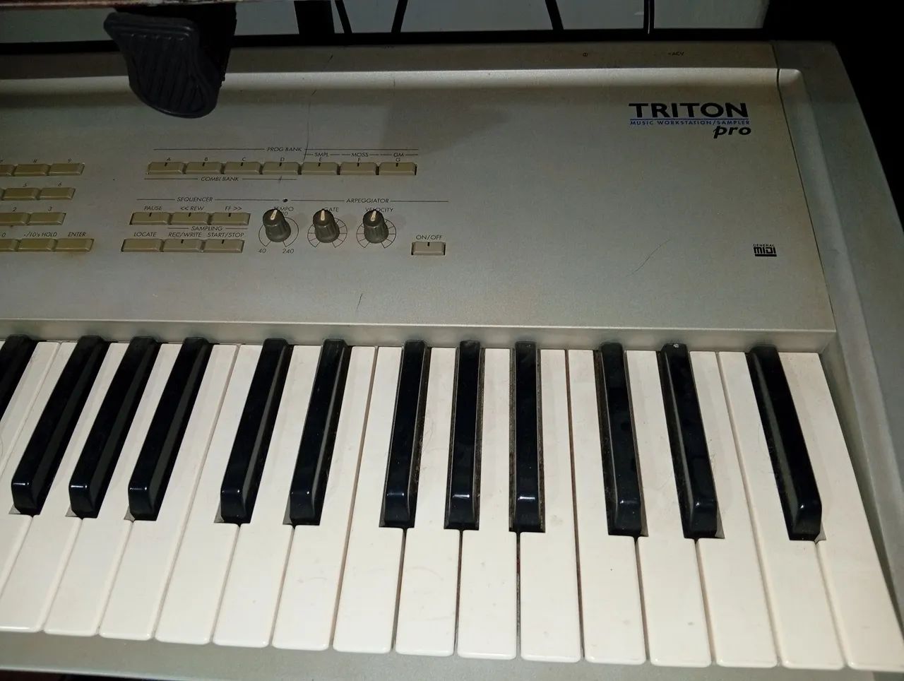 Korg Triton Pro 76
