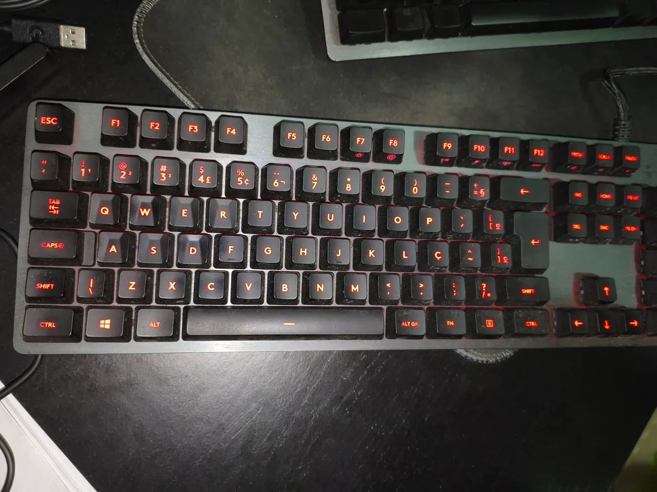 Logitech G413 Carbon