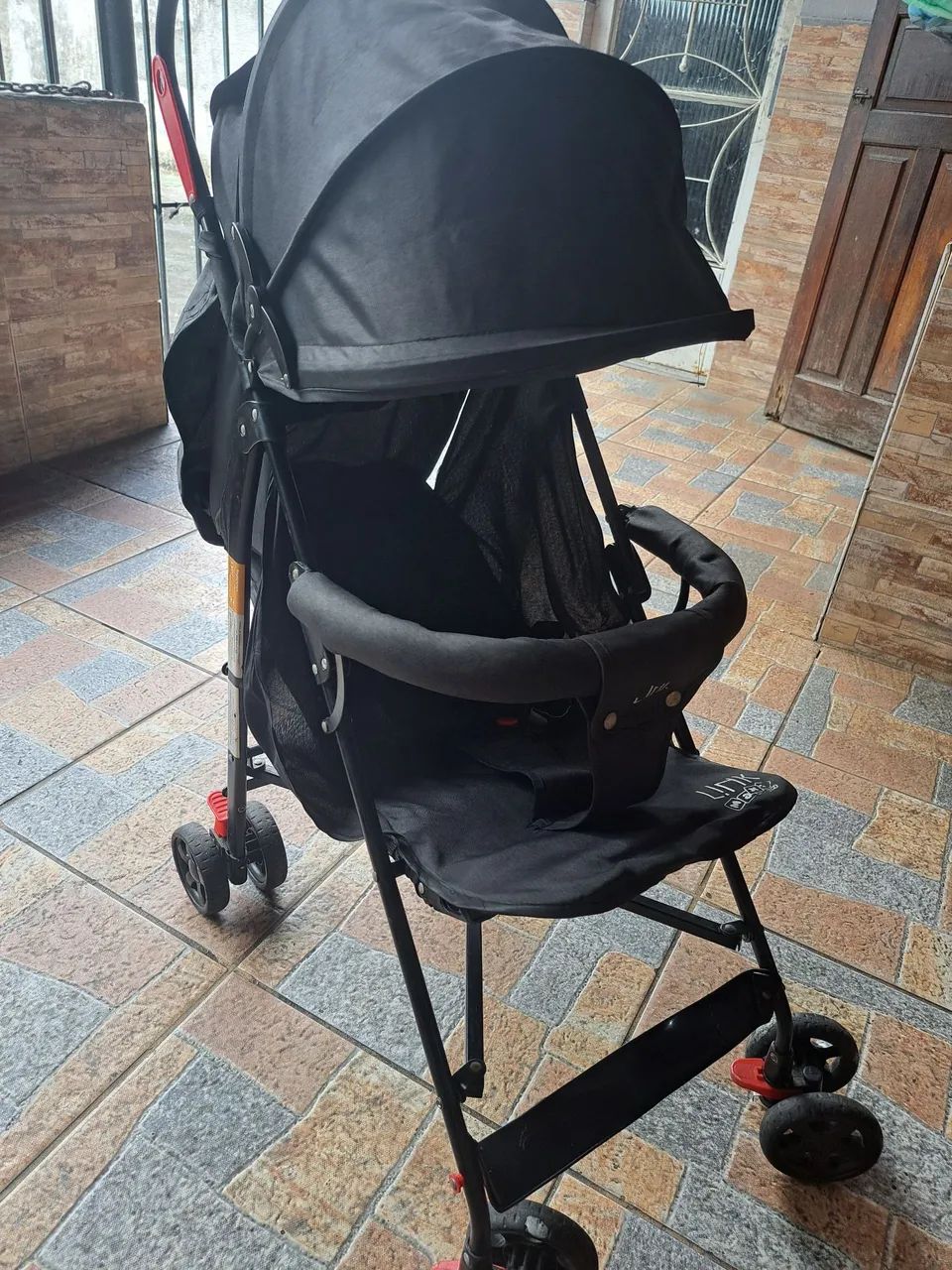 Carrinho de passeio de bebe - Foto 2