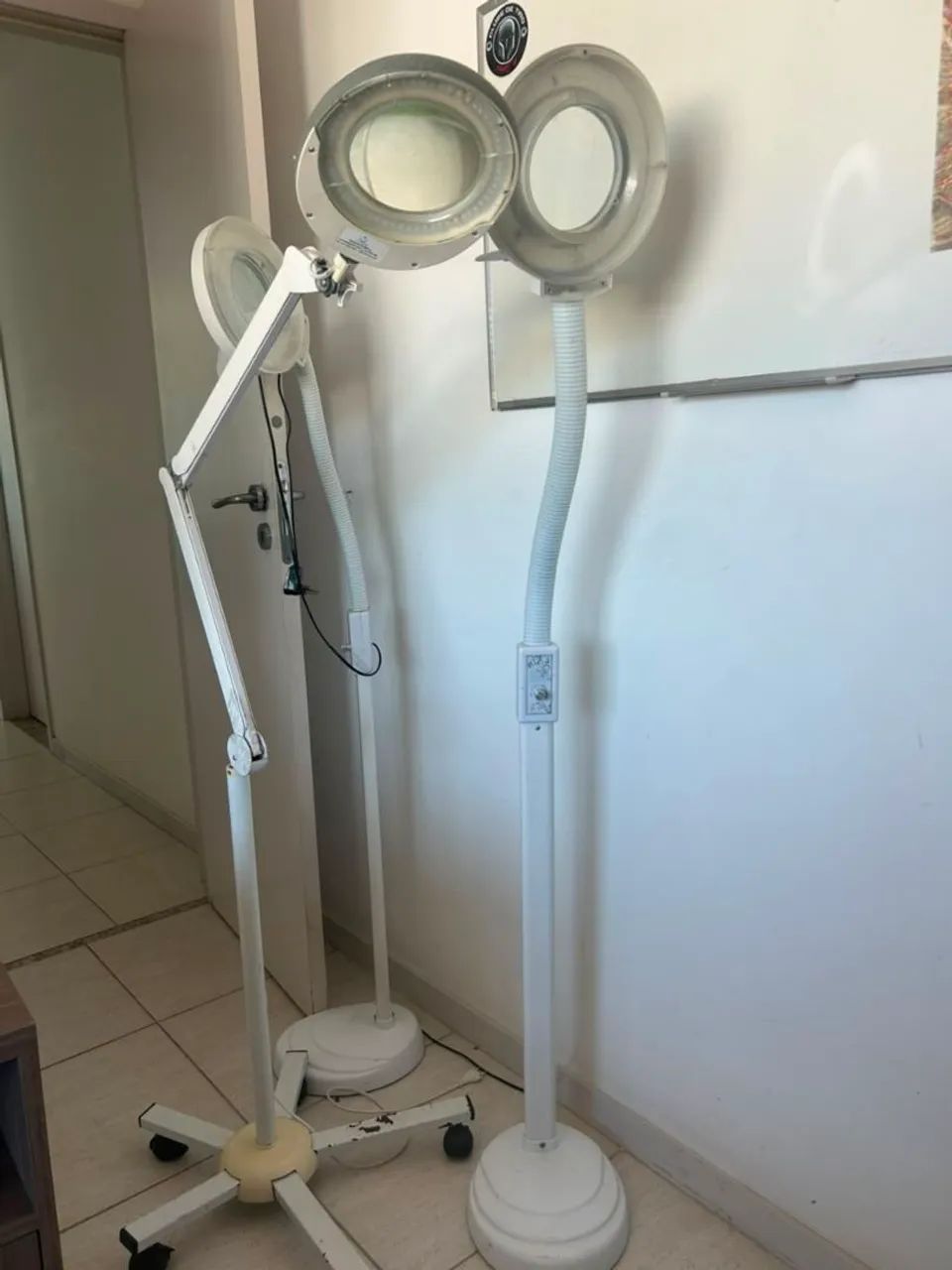 Luminárias as 3 pós 150