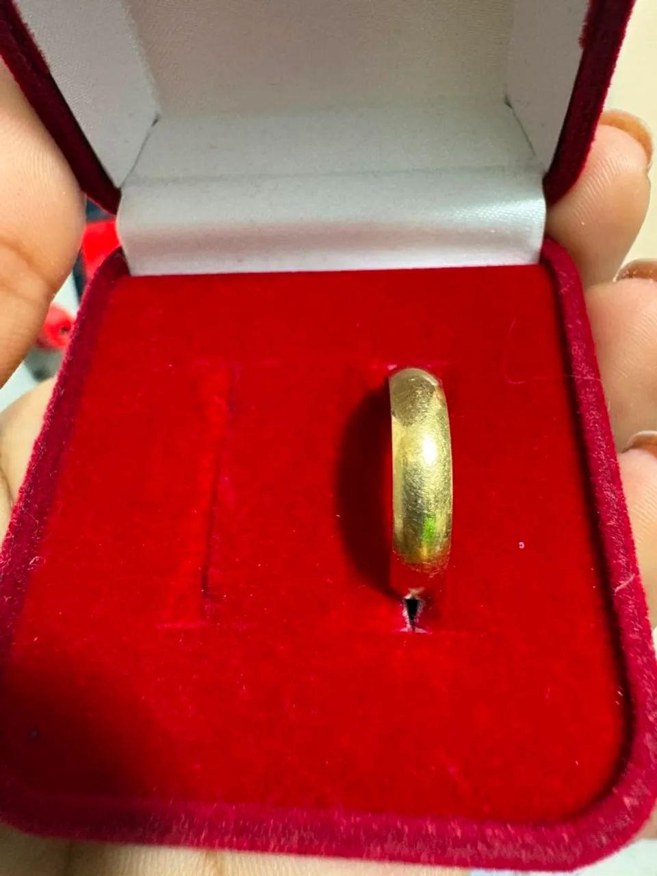 Aliança de ouro 18, aro 19, peso 2,5g - Foto 2