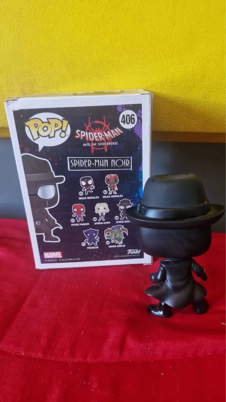 Funko Pop Spider Man Noir #406 - Foto 4