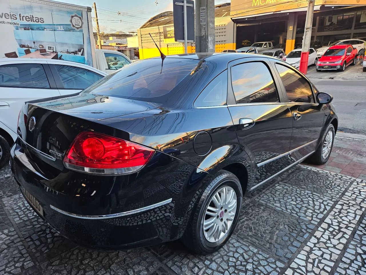 Fiat Linea Essence 1.8 Flex 16V 4P 2012 - Foto 5