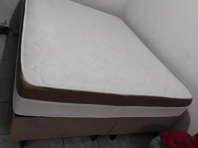 CAMA QUEEN COM PILOOW TOPPER  - Foto 4