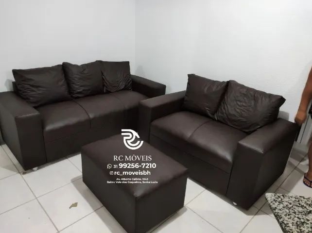 Sofá 3 e 2 assentos com Puff Couro Sintético D33 Direto da Fábrica - Foto 5
