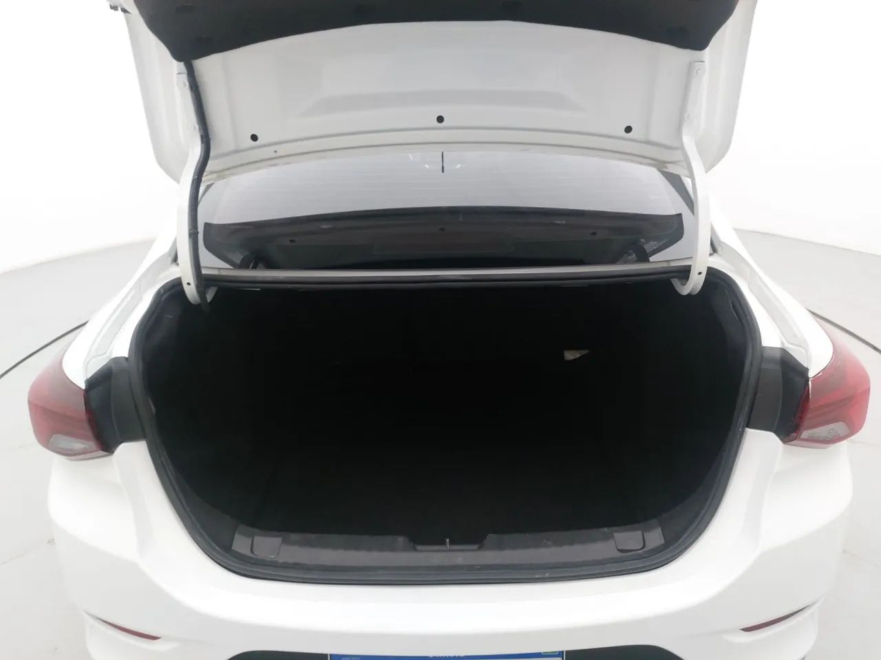 Chevrolet Onix Plus LT 1.0 12V Flex Mec. 4P, foto 9 de 18