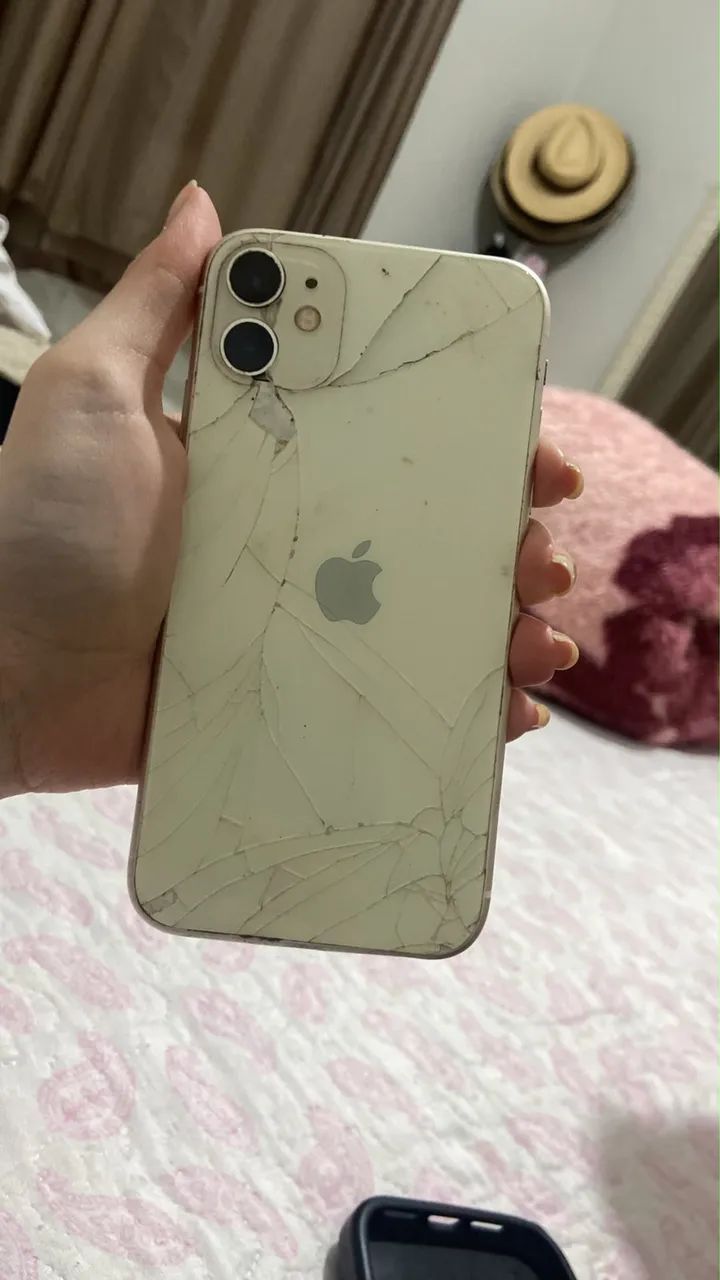 iPhone 11 64gb  - Foto 2