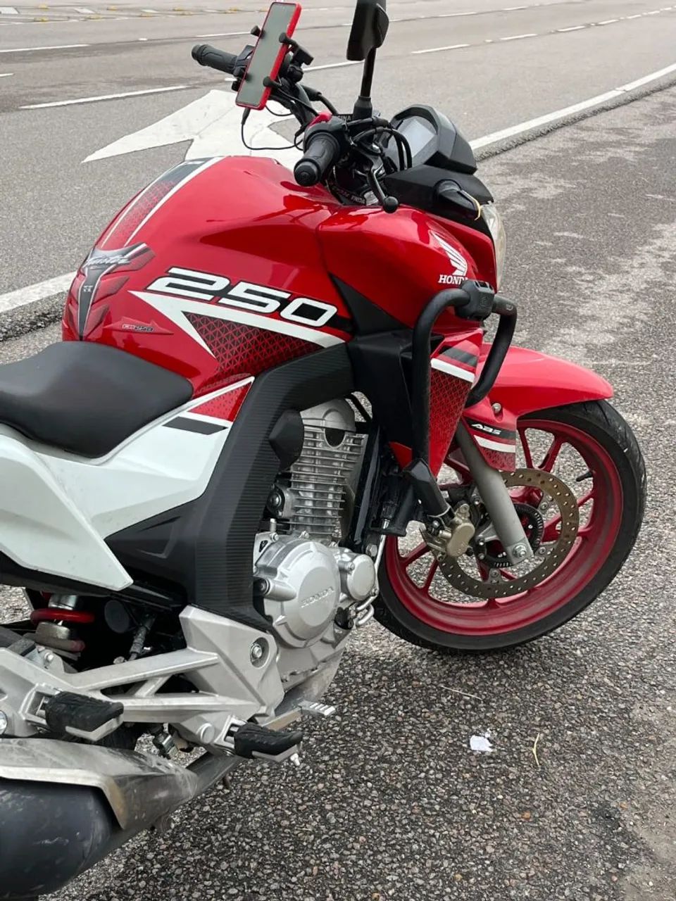 CB 250F Twister - Foto 2