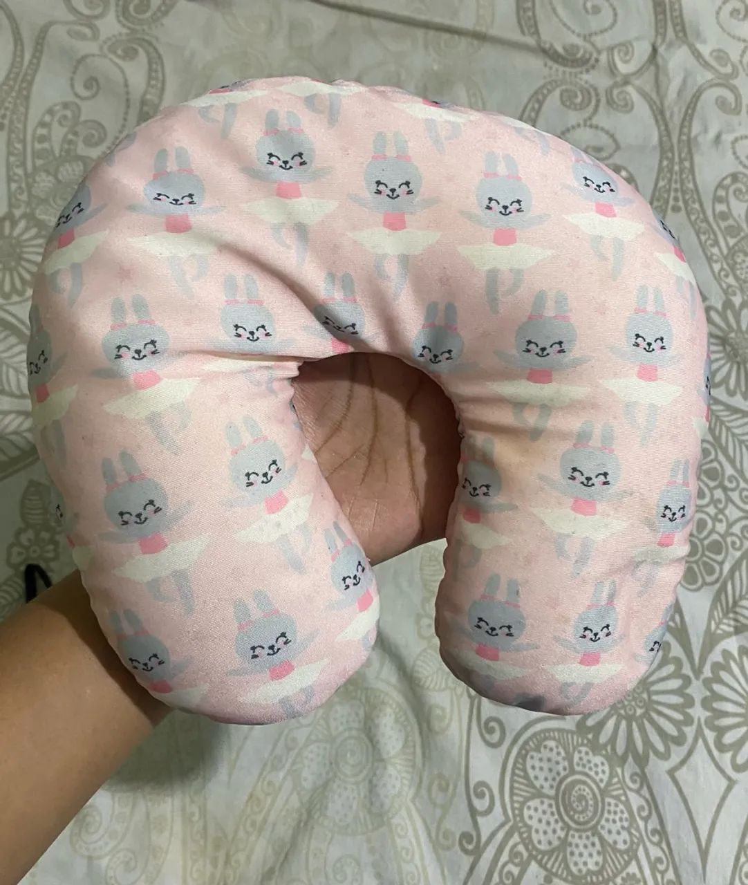 Almofada infantil de pescoço