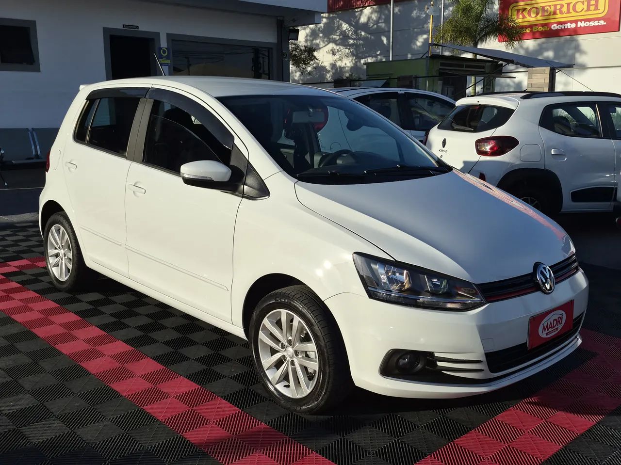 Volkswagen Fox Connect 1.6 Flex 8V 5P 2019 - Foto 4