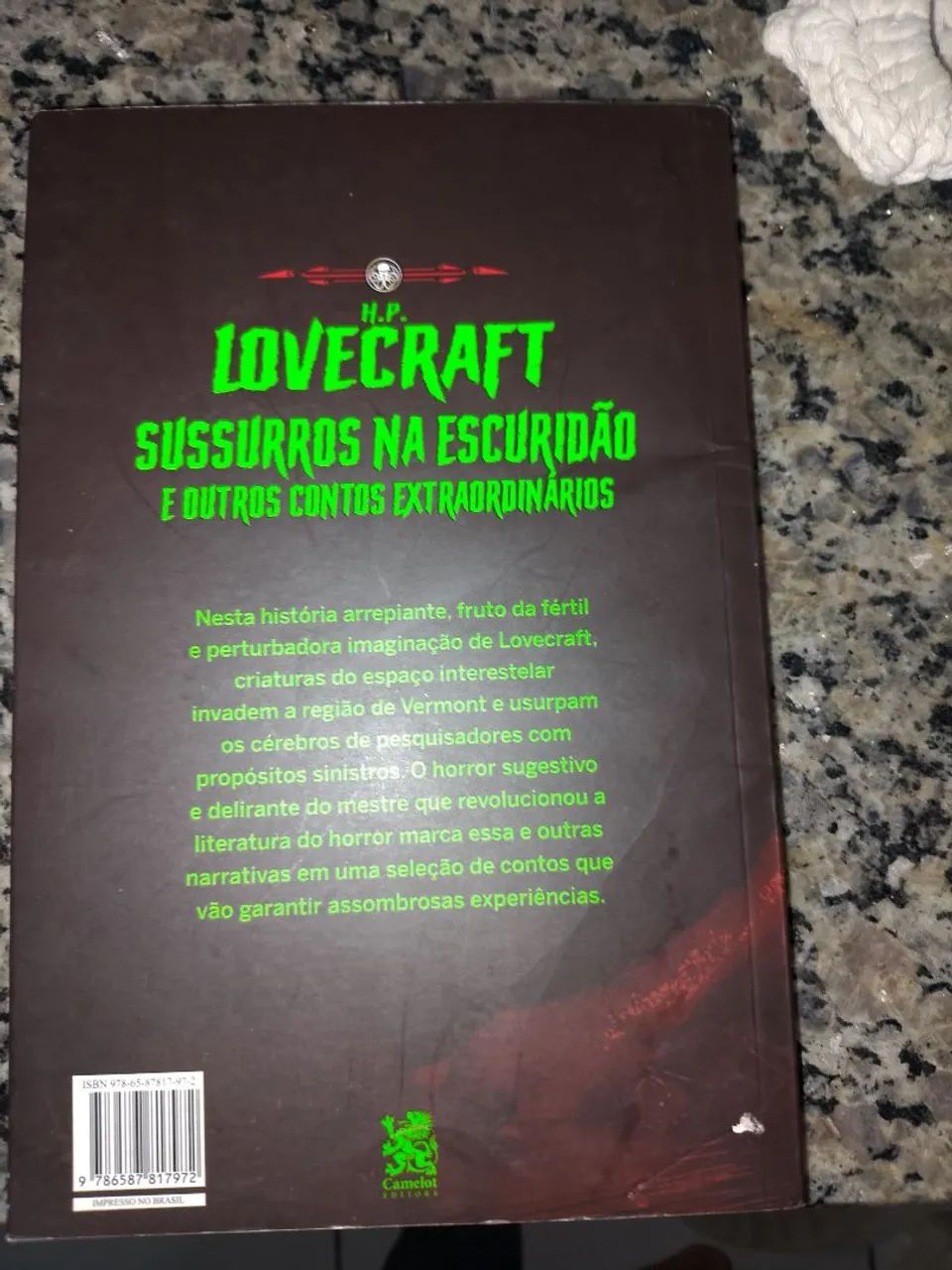 Sussuros na escuridão e outros contos. - Foto 2