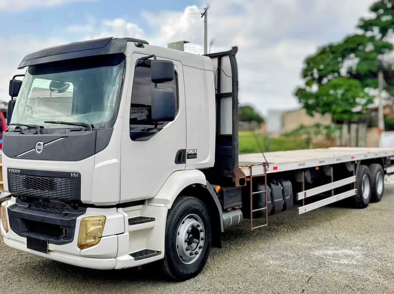 VOLVO VM 270  - Foto 2