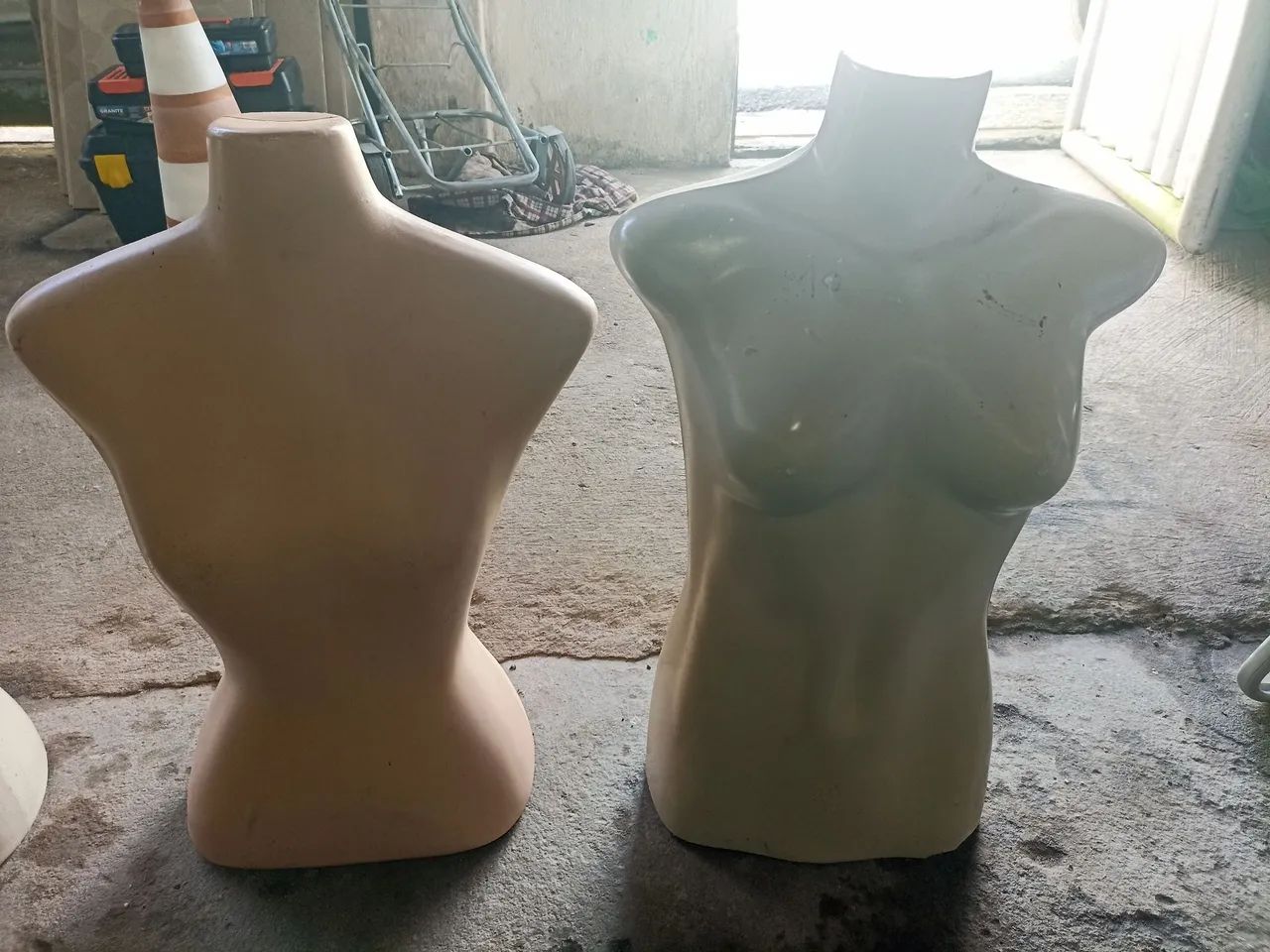 Vendo 4 Manequim em bom estado por 100 reais  - Foto 2