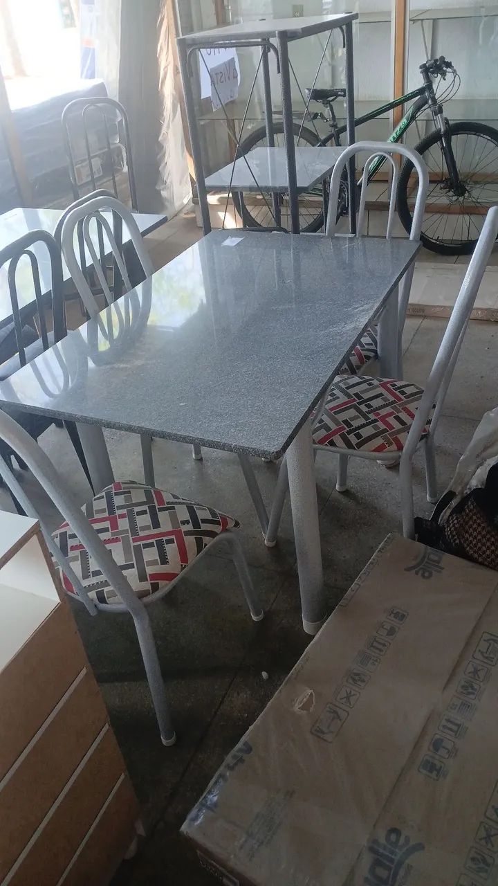 Mesa Granito 4 cadeiras NOVO