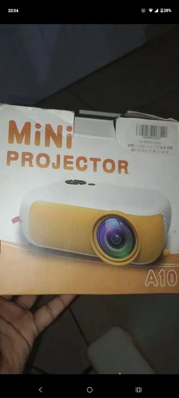 Mini projector a10 com caixa e controle semi novo! 