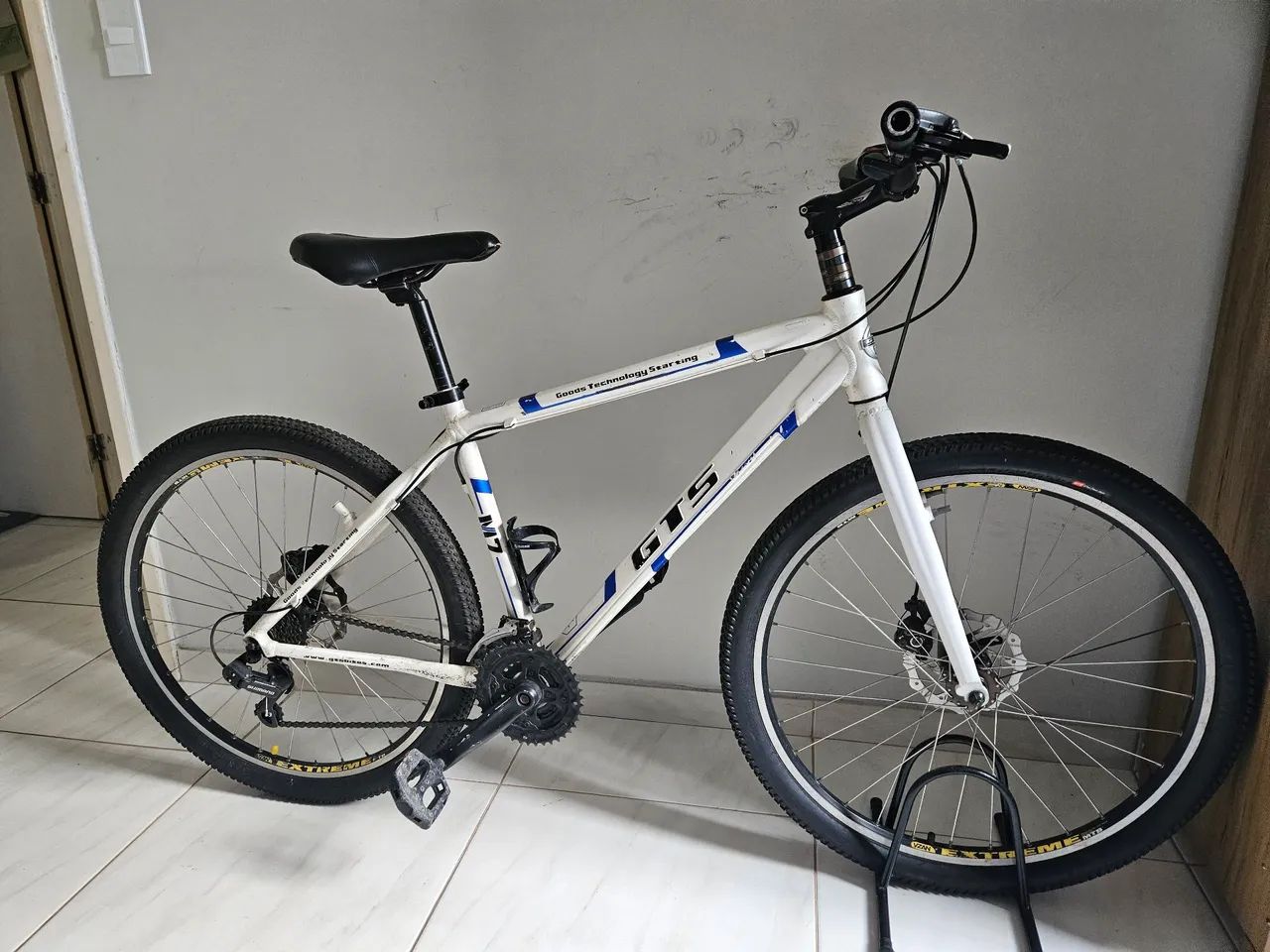 Bike toda de alumínio  - Foto 4