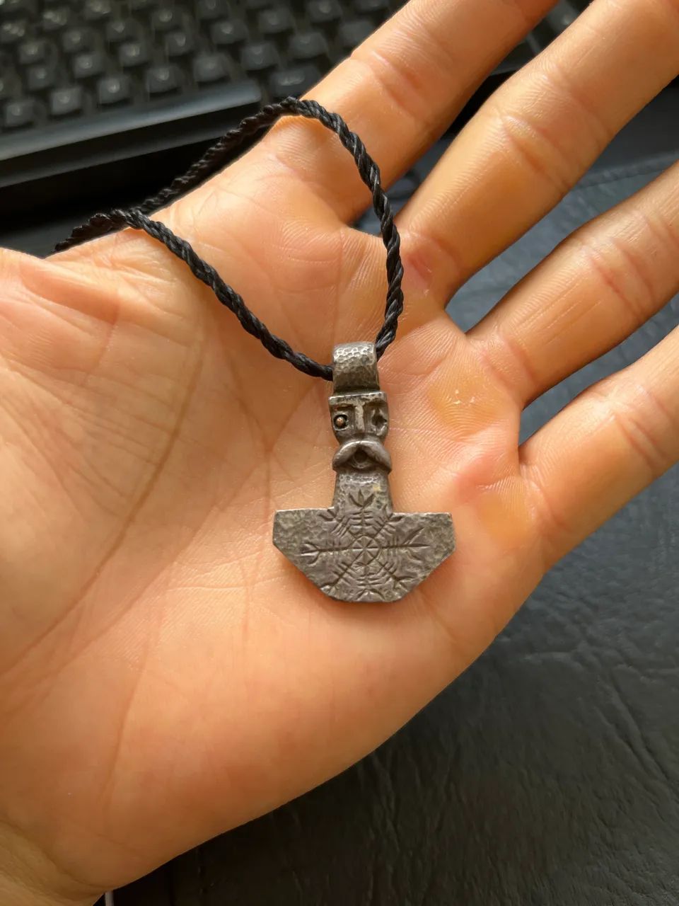Corrente mjolnir de prata - Foto 3