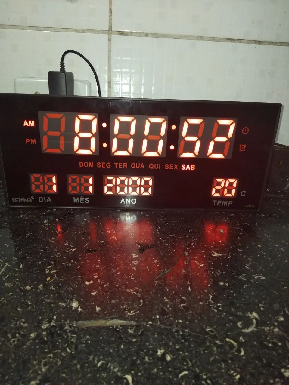 Relogio de parede automatico 