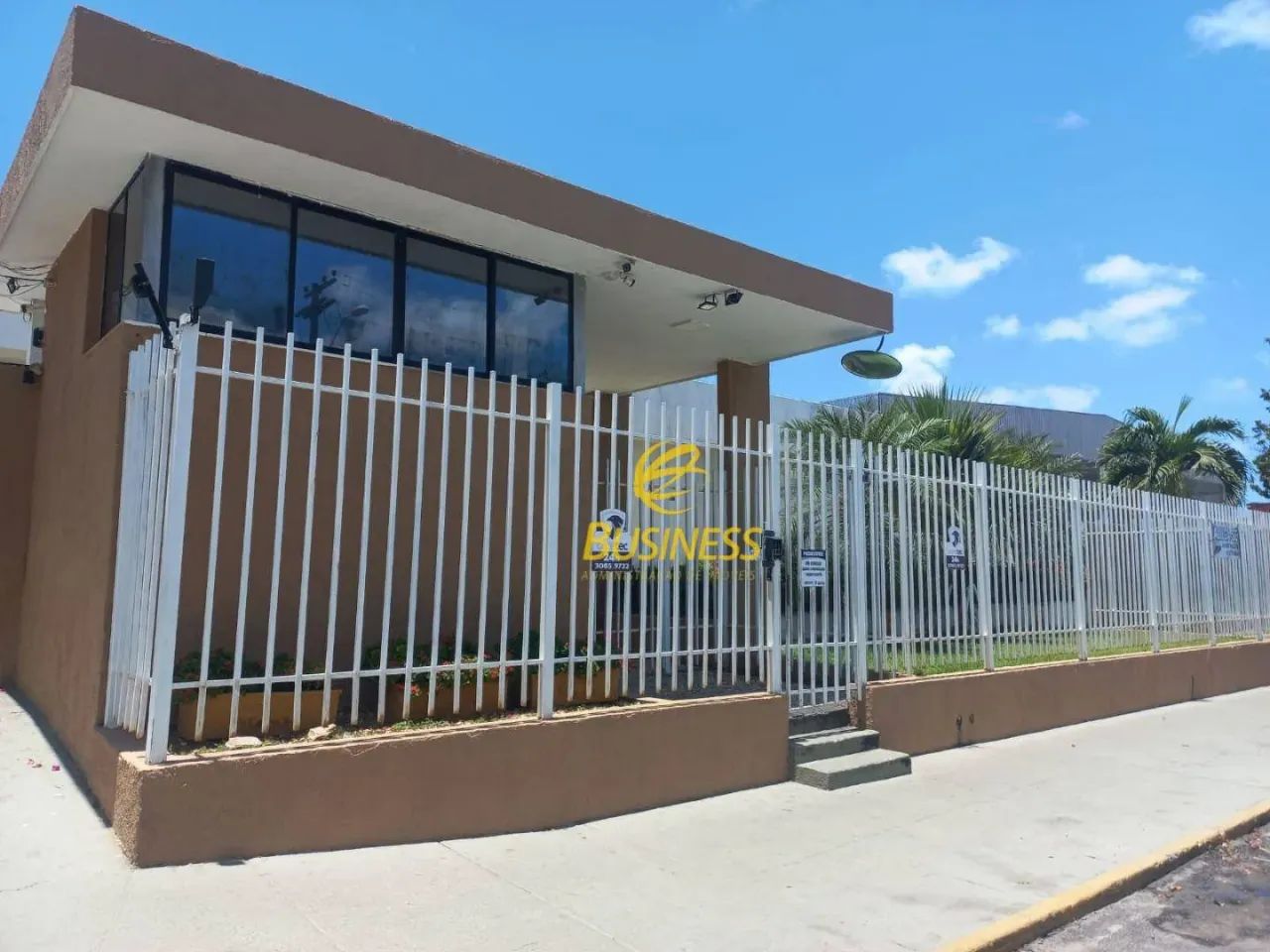 Prédio no Passaré, Próximo a sede do Banco do Nordeste do Brasil