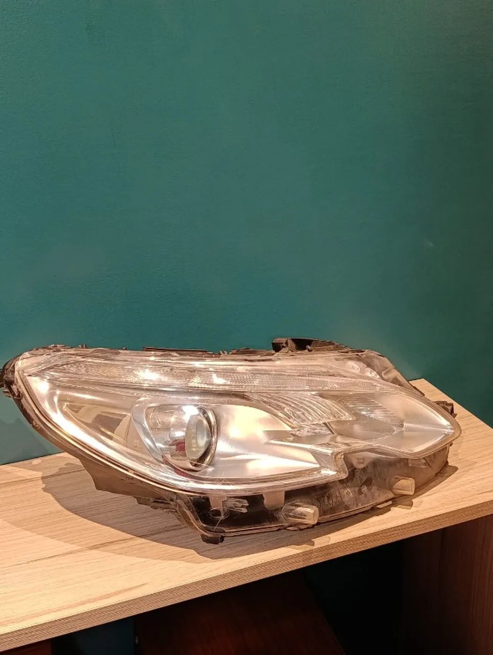Farol Dianteiro Direito Peugeot 2008 2015 A 2024 Passageiro - Foto 2