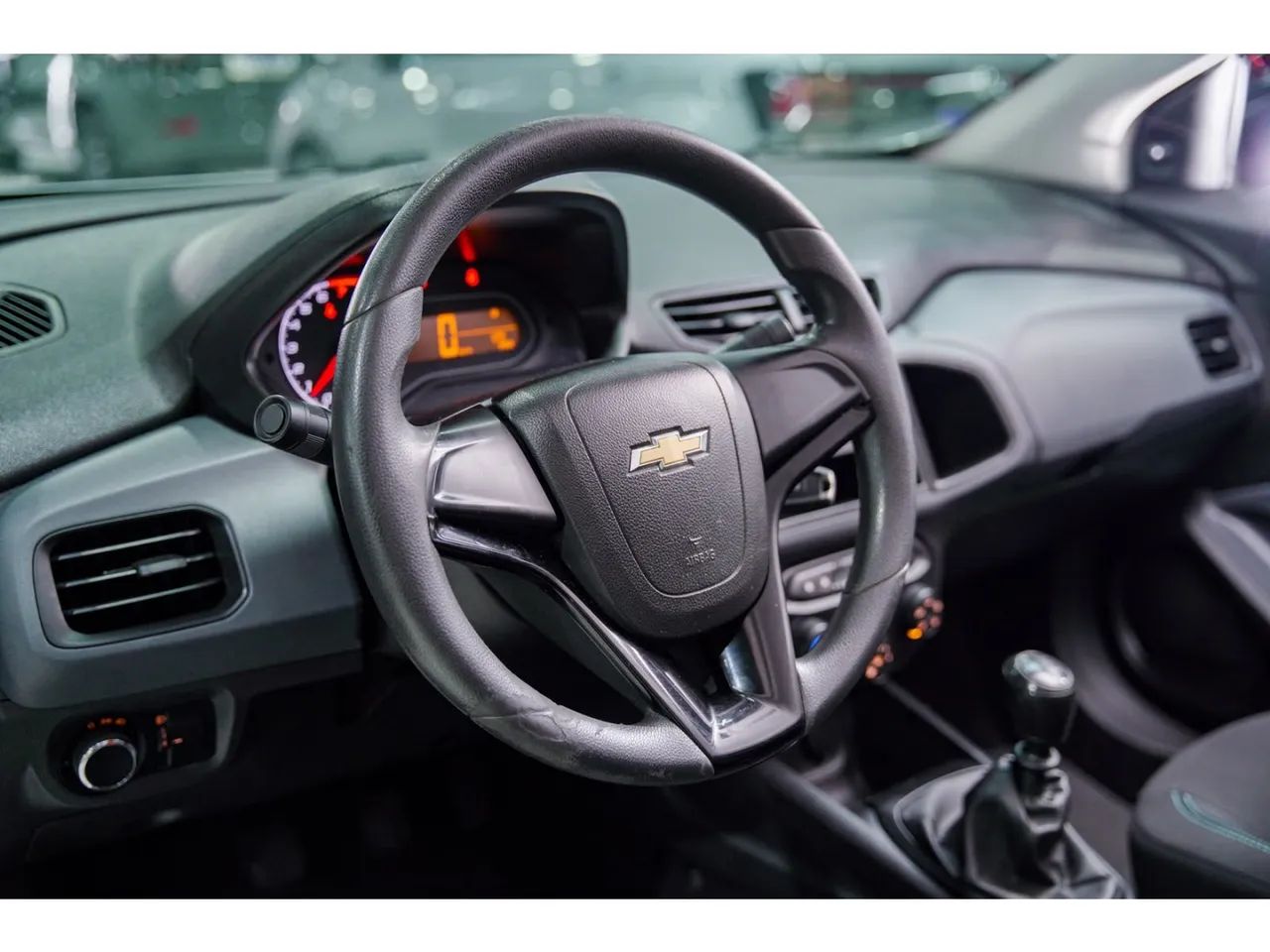Chevrolet JOY Plus Black Ed.1.0 8V 4p Flex Mec., foto 6 de 20
