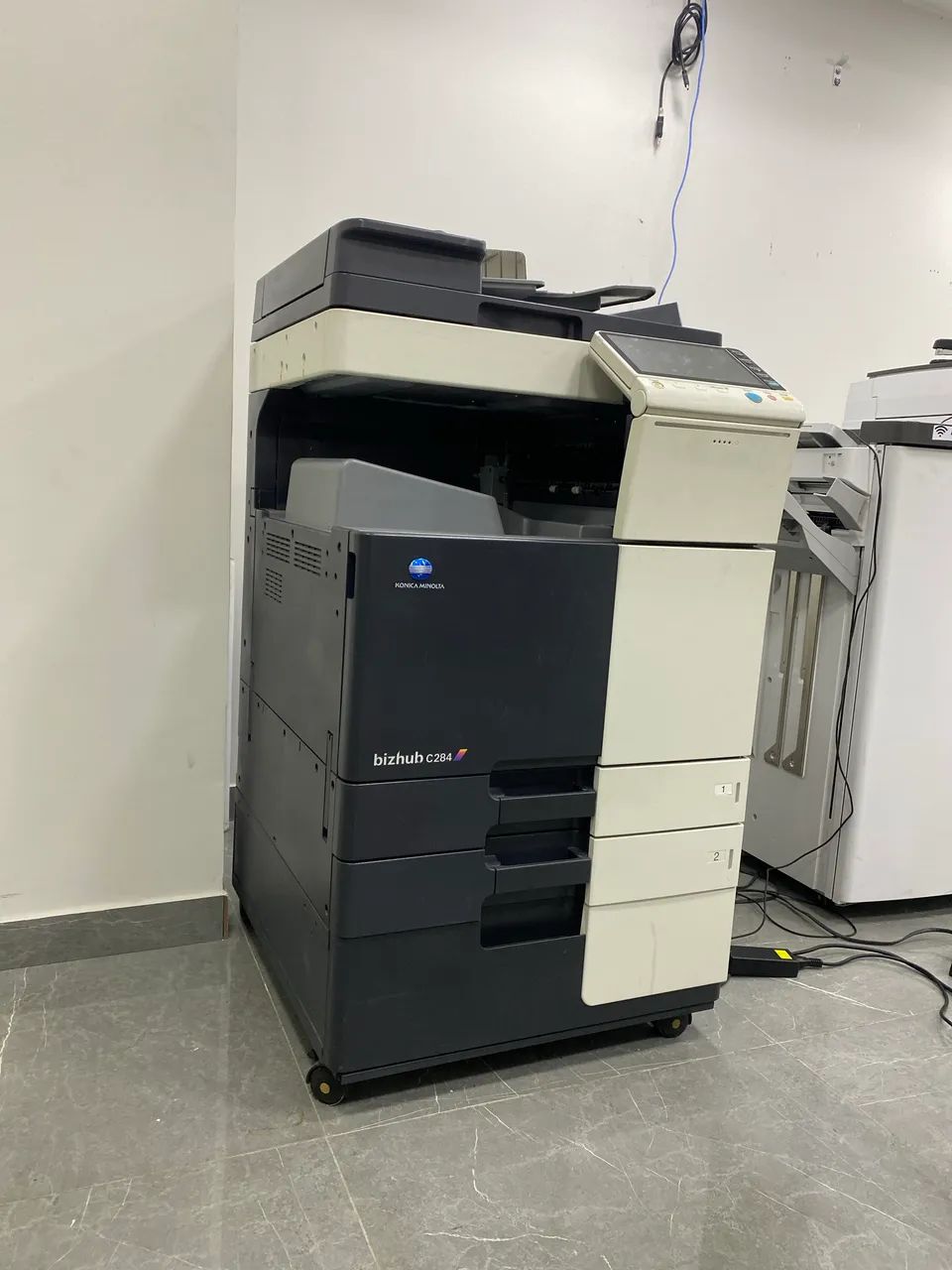 Vende Konica Minolta Nova na Caixa com garantia 