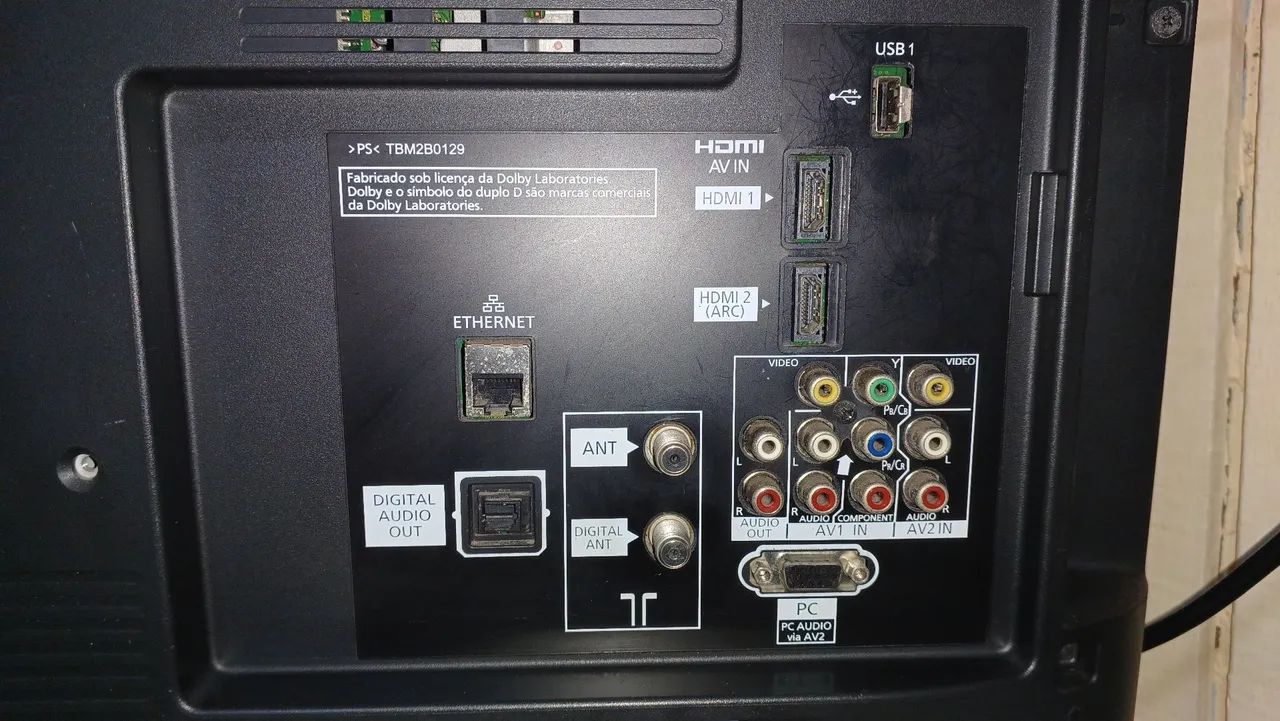 TV Panasonic TC-L32C30B - Foto 4