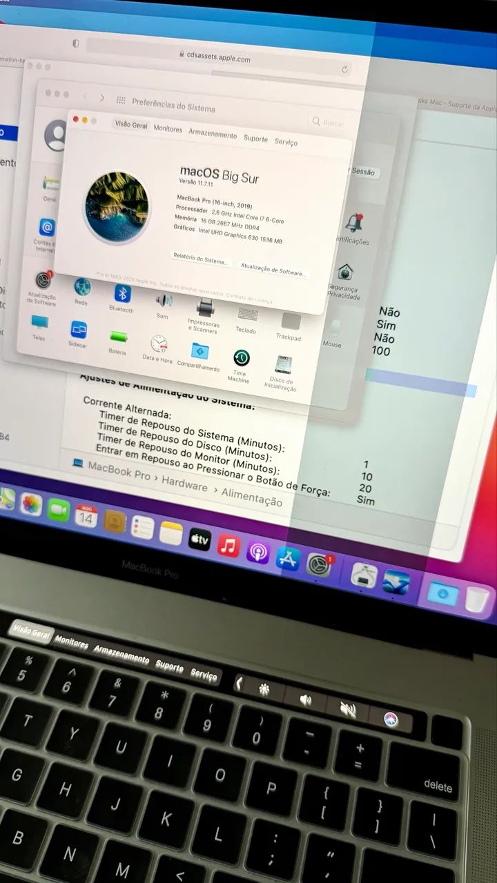 MacBook Pro 16 - Inch 2019  - Foto 2