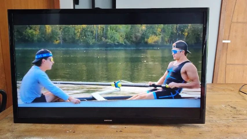 VENDO 2 TVs 32 POLEGAS