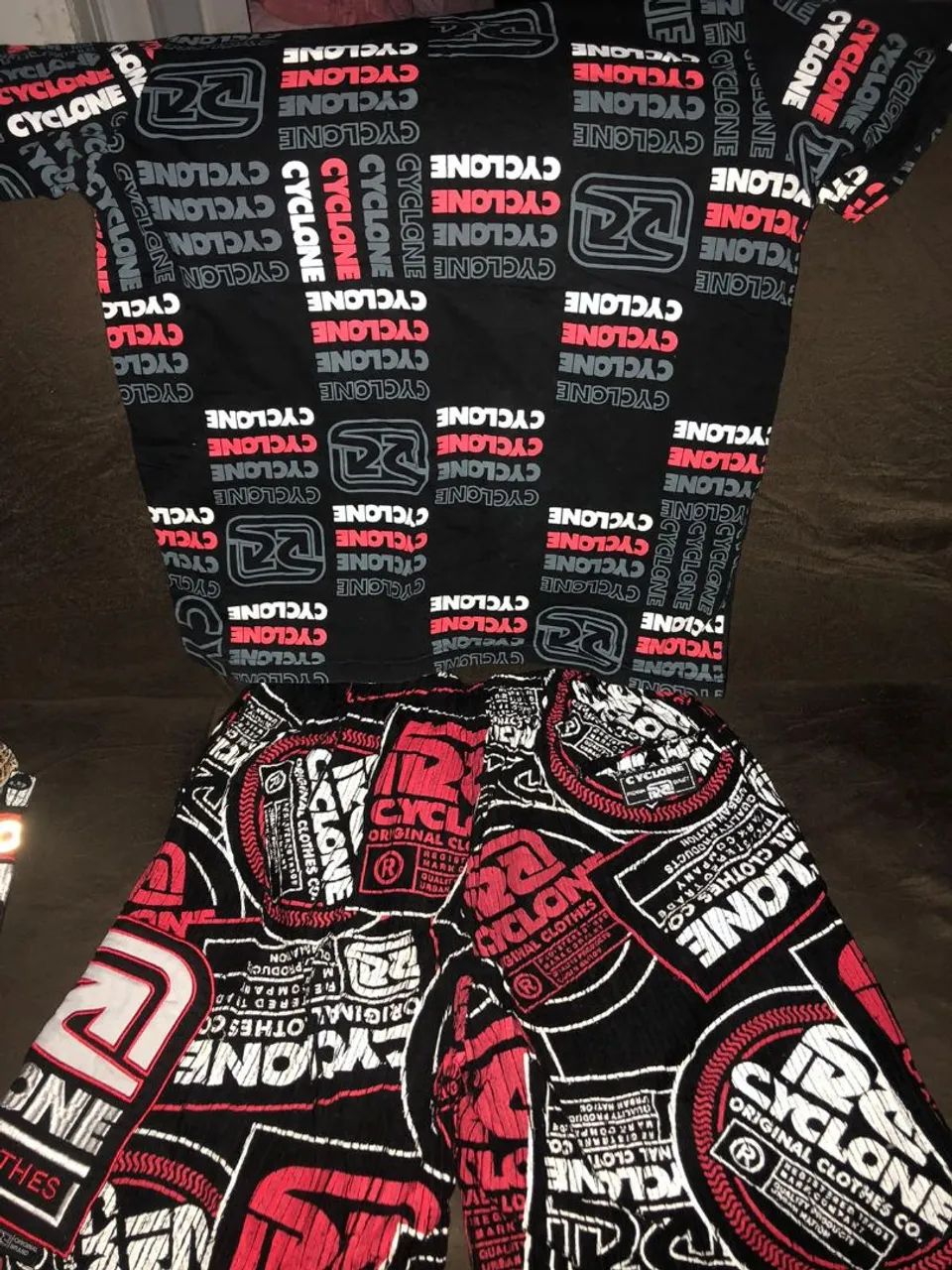Bermudas e camisas cyclone original 
