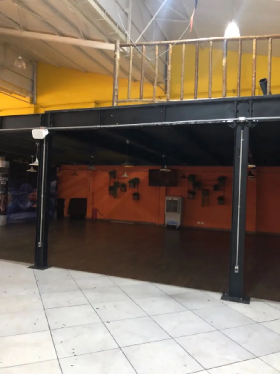 VIGAS METÁLICAS PARA MEZANINO/CONSTRUÇÃO 