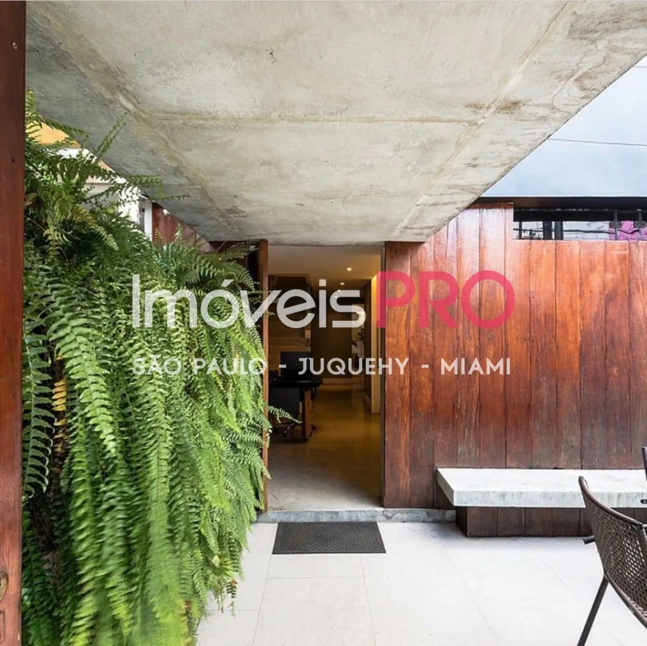 Casa comercial Reformada e impecável