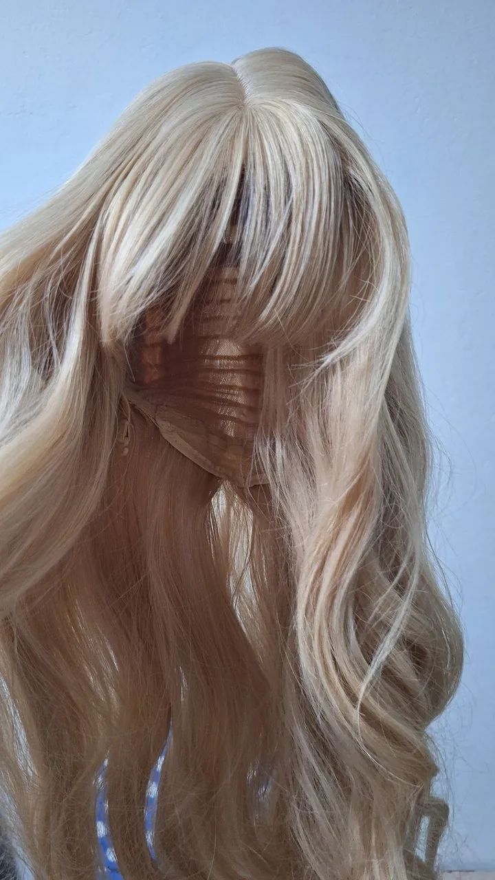 Peruca loira com franja - Foto 2