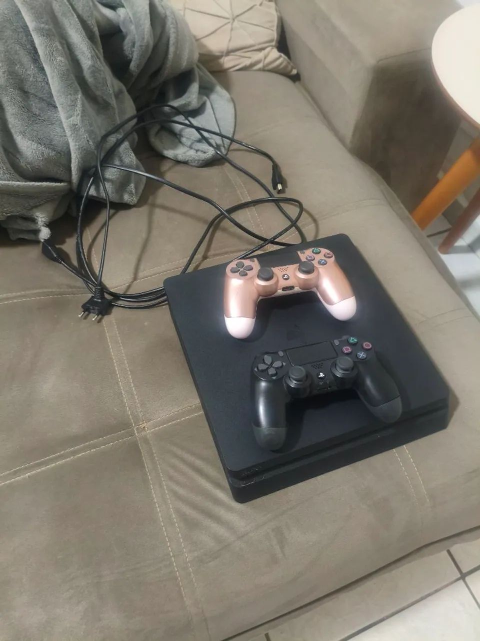 Ps4 slim com 35 jogos  - Foto 2