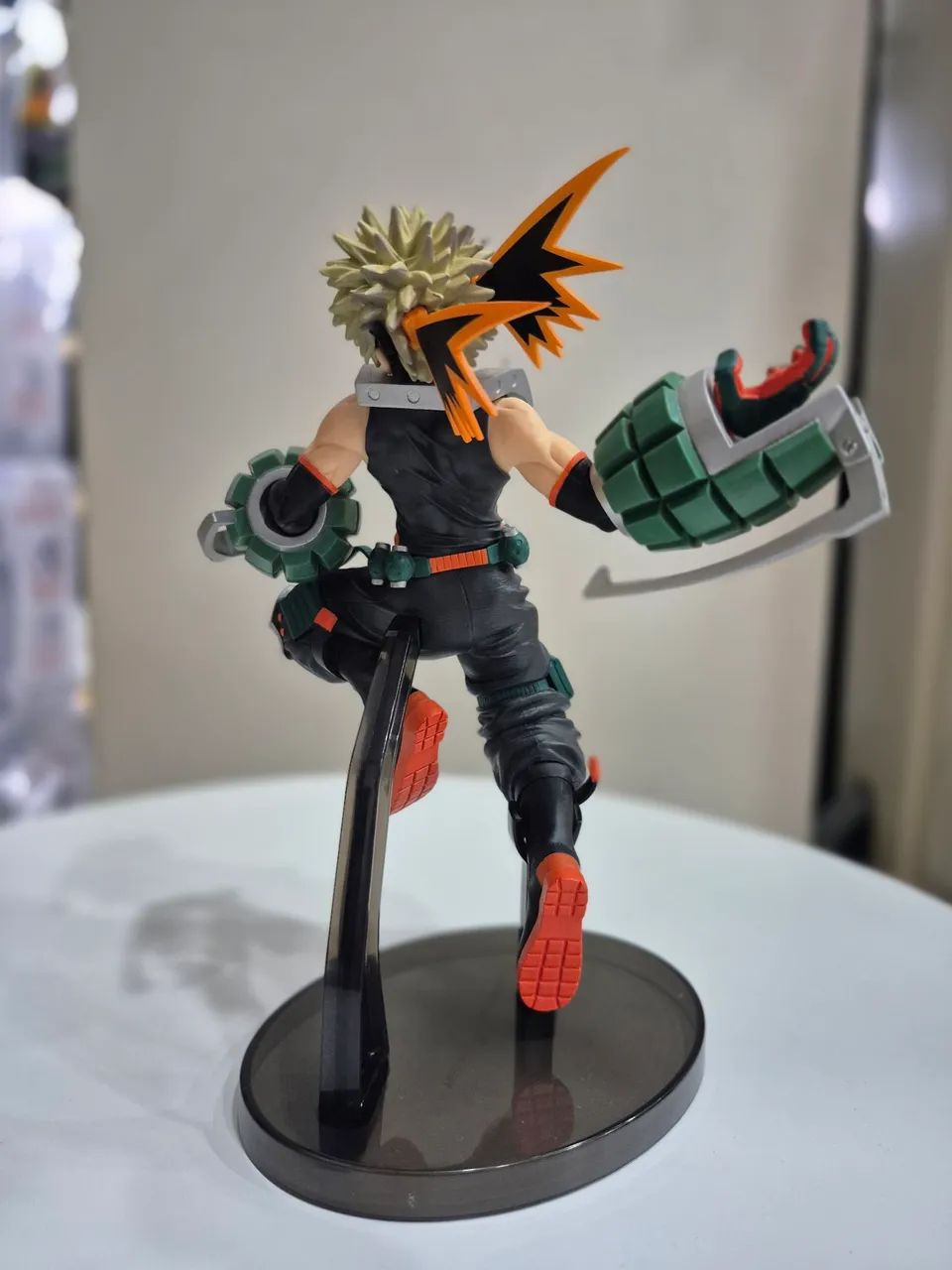 Action Figure Katsuki Bakugo - Foto 4