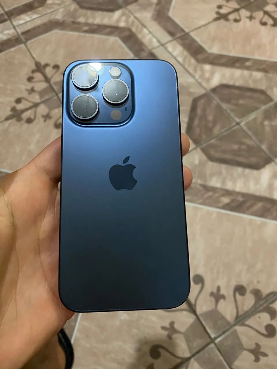 iPhone 15 pro 256gb 