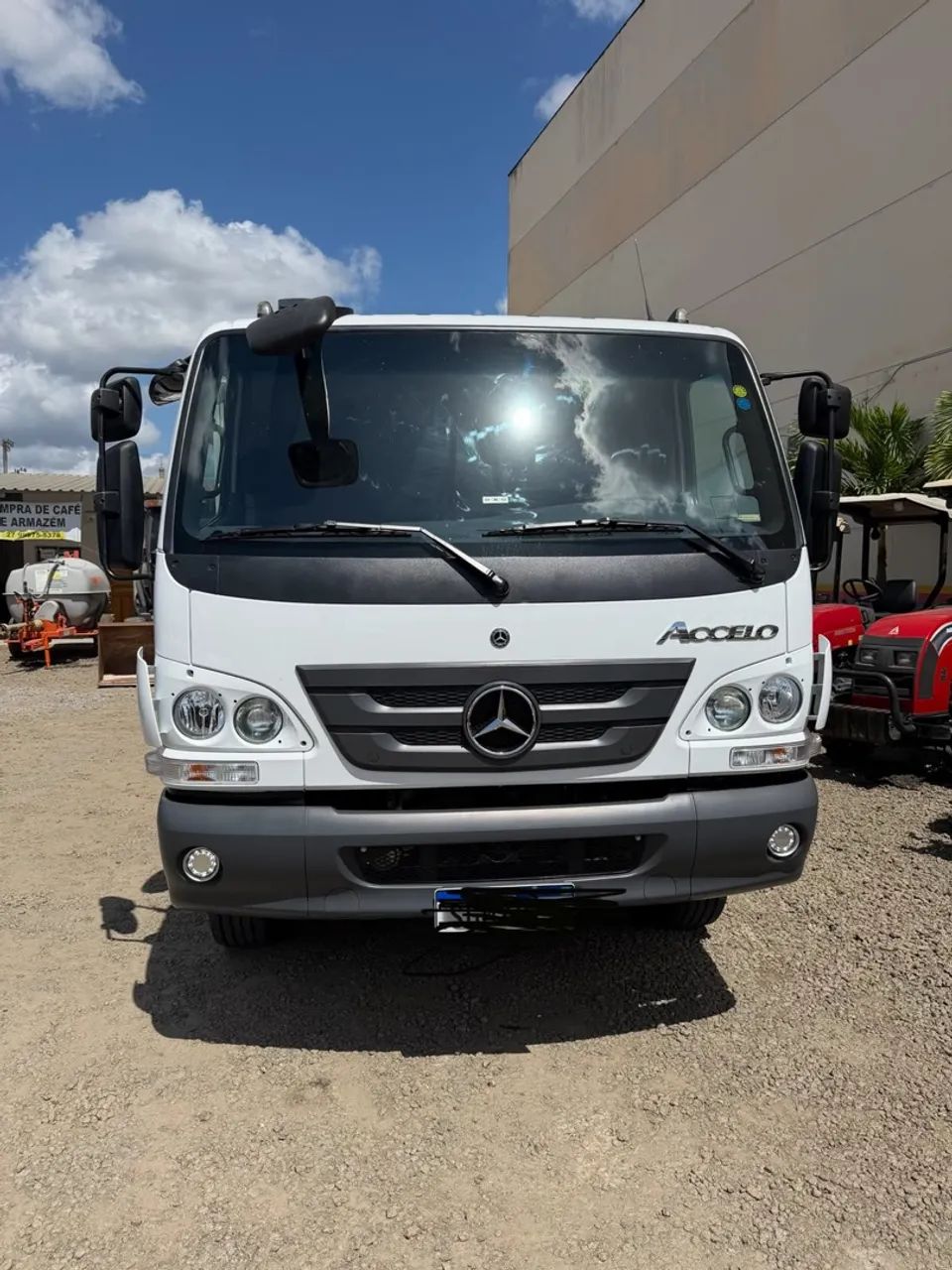 MB 1017 único dono - Foto 2