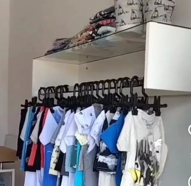 Móveis de loja infantil 