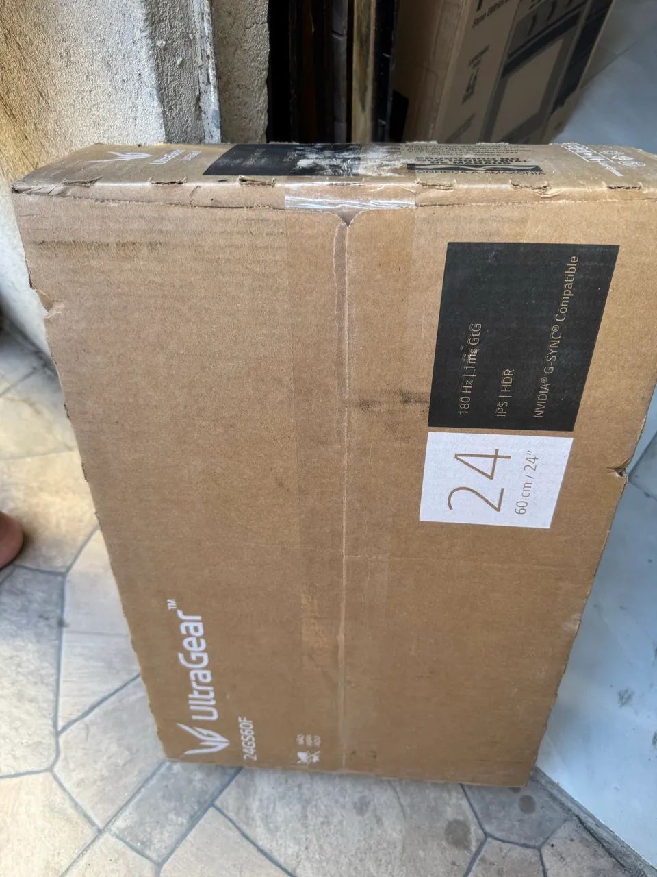 Monitor ultragear 24 polegadas 