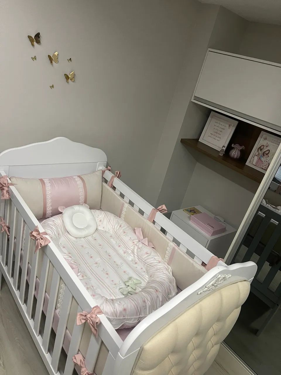 Berço cômoda e poltrona  - Foto 3