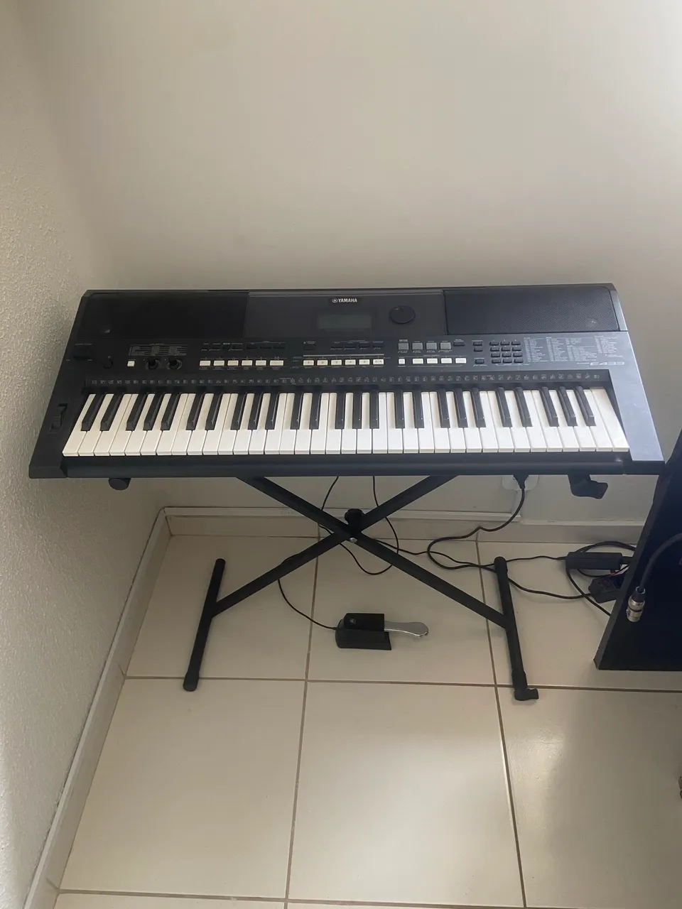 teclado yamaha e433